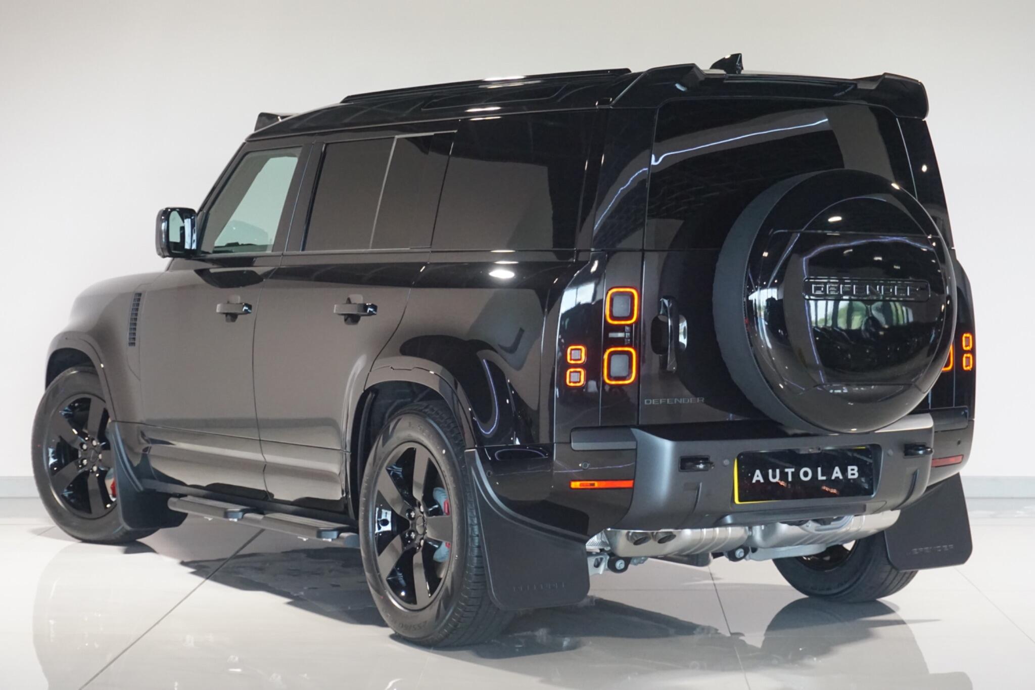 Land Rover Defender 110 3.0 D350 MHEV X-Dynamic HSE Hard Top SUV 5dr Diesel Auto 4WD MWB Euro 6 (s/s) (350 ps)